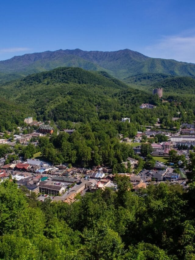 Learn About the the History of Gatlinburg Tennessee – A Smoky Mountains Paradise