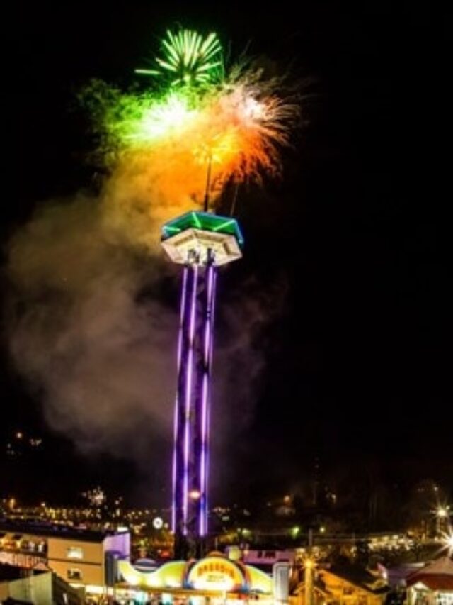 Gatlinburg, New Year's, Space Needle