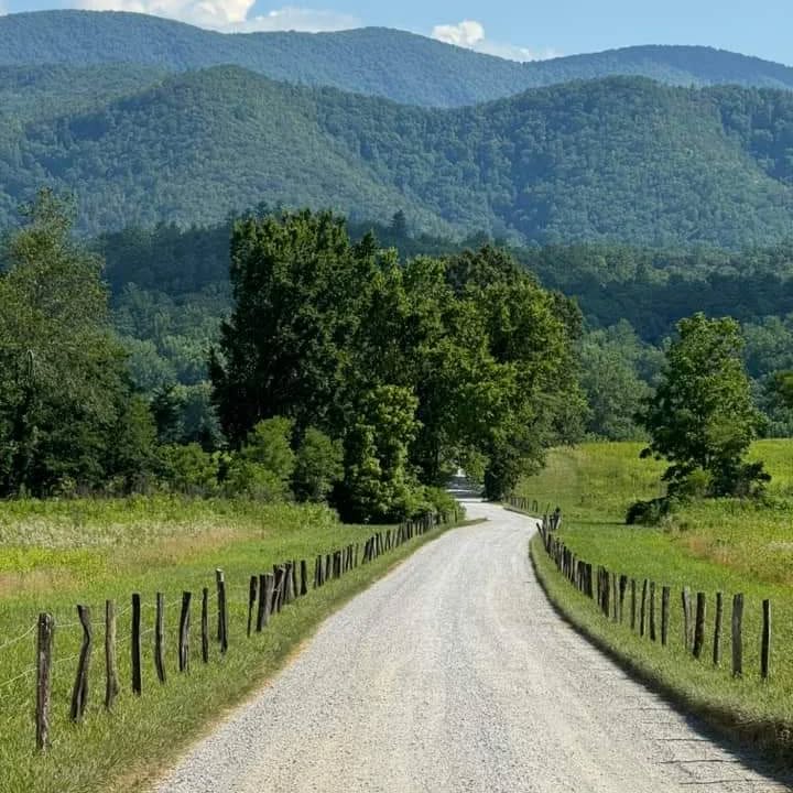 Cades Cove-Townsend