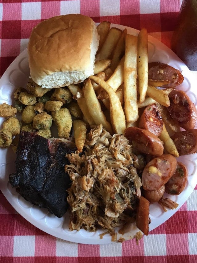 Delauder's Smoky Mountain BBQ - Gatlinburg, Tennessee