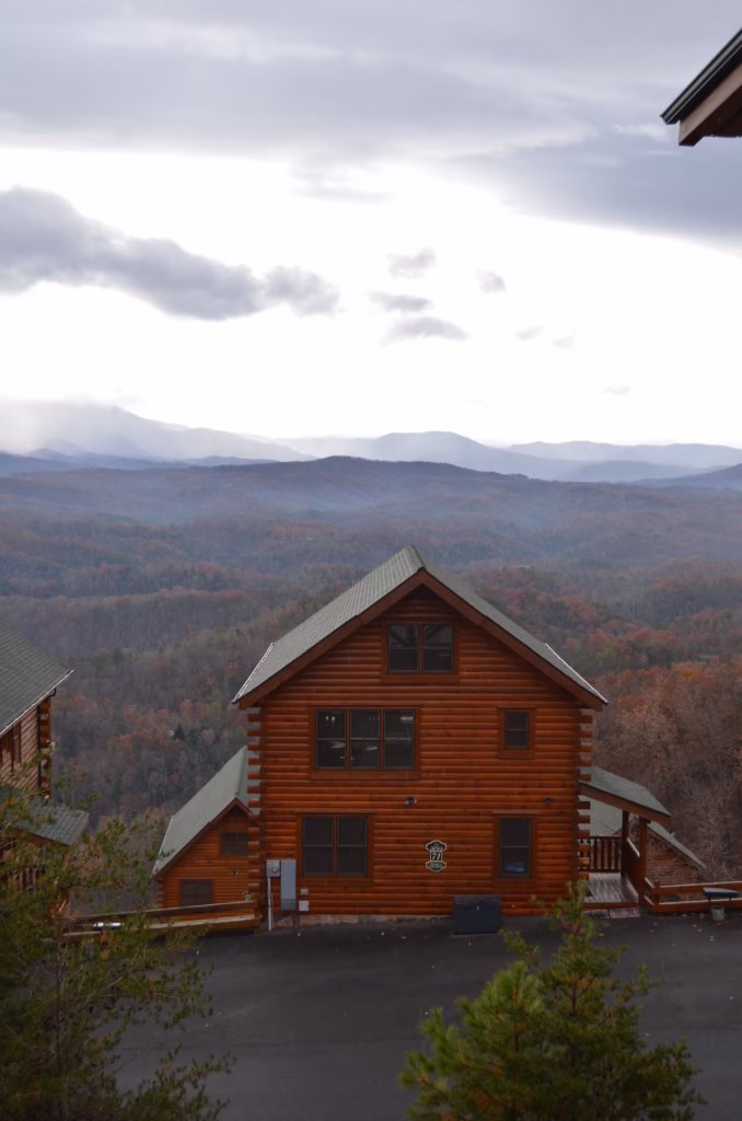 Couples Delight! Mountain‑front Log Cabin