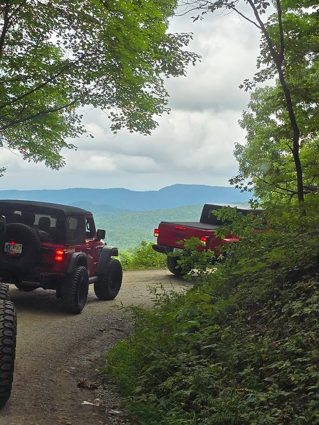 Rich Mountain Road